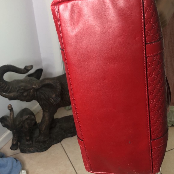 All leather Authentic Gucci Bag - Picture 10 of 13